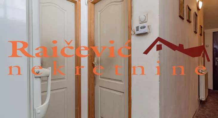 Četvoroiposoban stan | 4zida