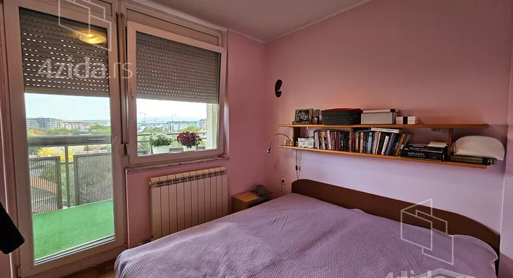 Petosoban stan | 4zida