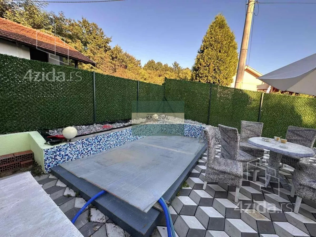 Kuća | 4zida