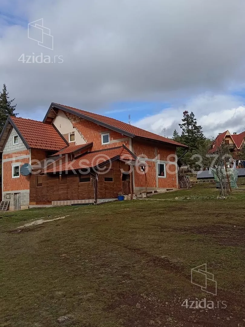 Kuća | 4zida