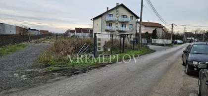 Amelije Erhart | 4zida.rs