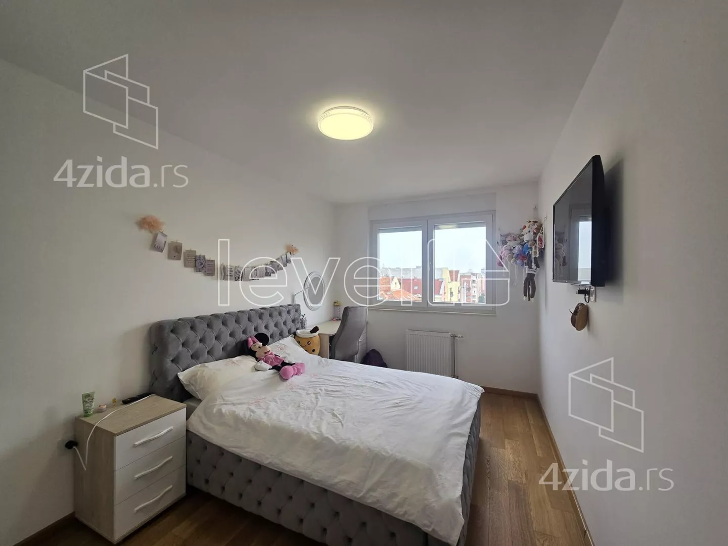 Troiposoban stan | 4zida