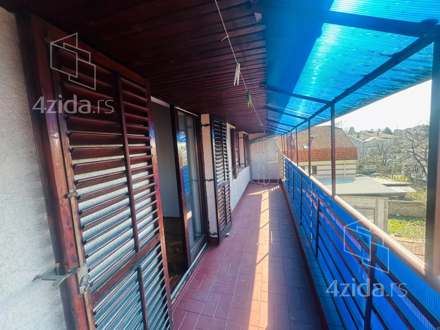 Petosoban stan | 4zida