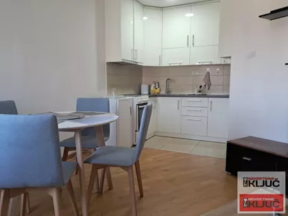 Bulevar Patrijarha Pavla (Somborski Bulevar) | 4zida.rs