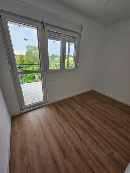 JOVANA BRANKOVICA | 4zida.rs