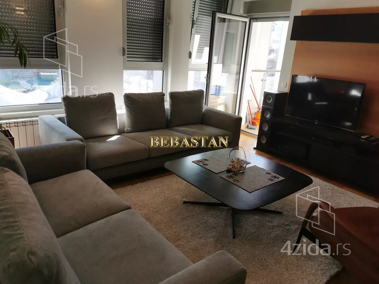 Trosoban stan | 4zida
