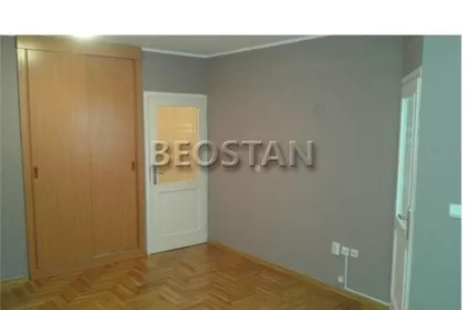 Klare Cetkin | 4zida.rs