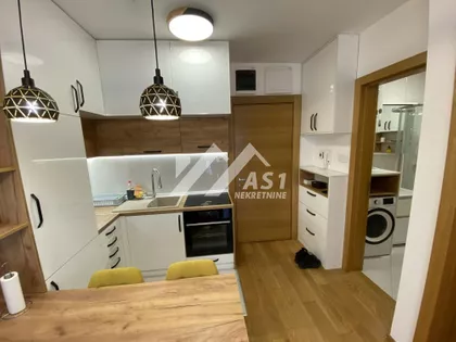 Svetojovanska | 4zida.rs