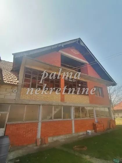 Svetlić  | 4zida.rs