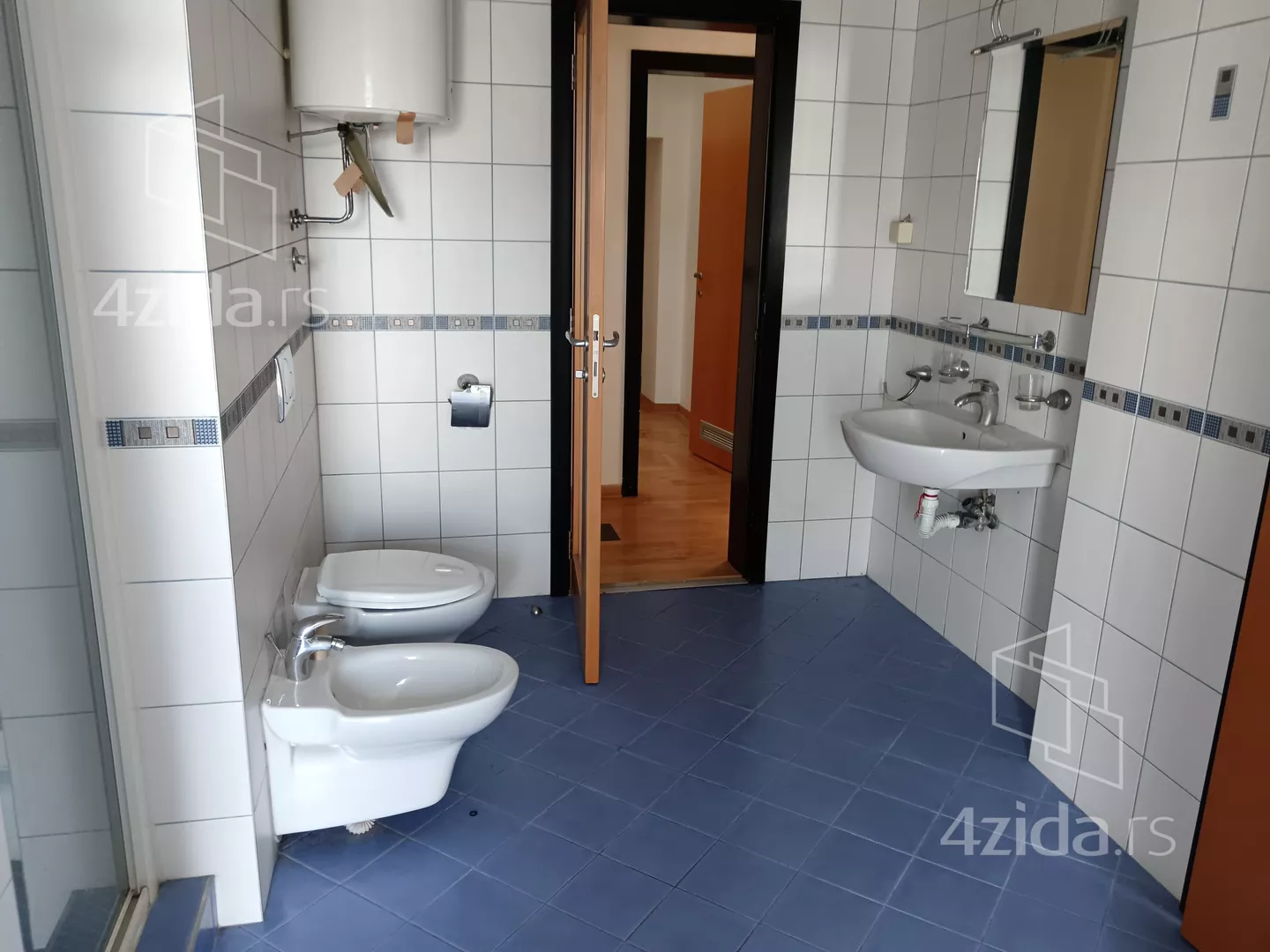 Šestosoban stan | 4zida