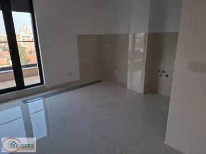 Donji Grad | 4zida.rs