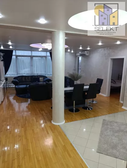 Vašarište | 4zida.rs