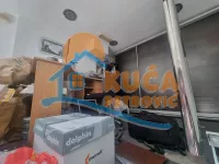 Lokal | 4zida