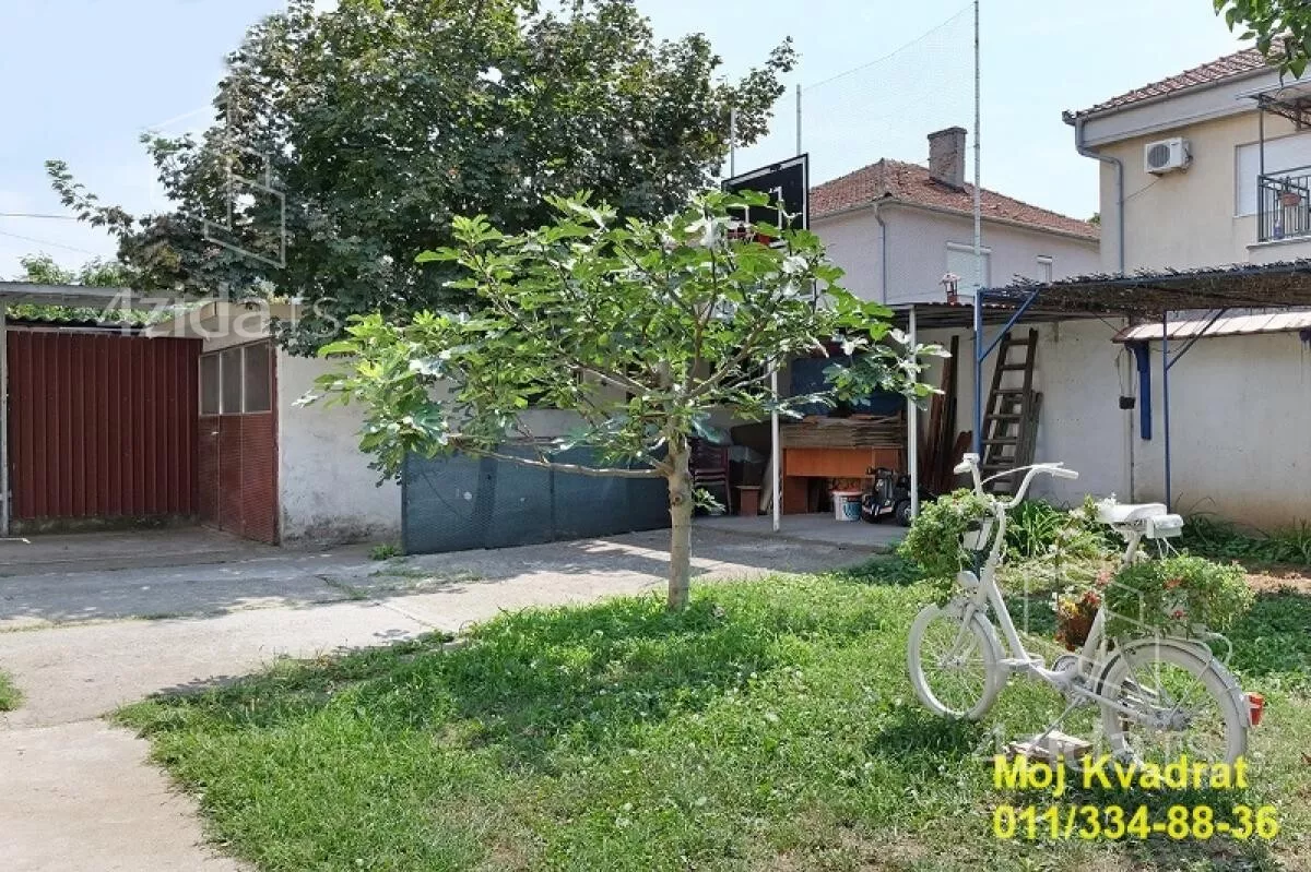 Šestosoban stan | 4zida