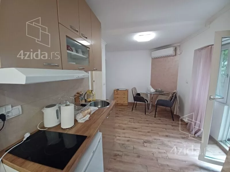 Garsonjera | 4zida
