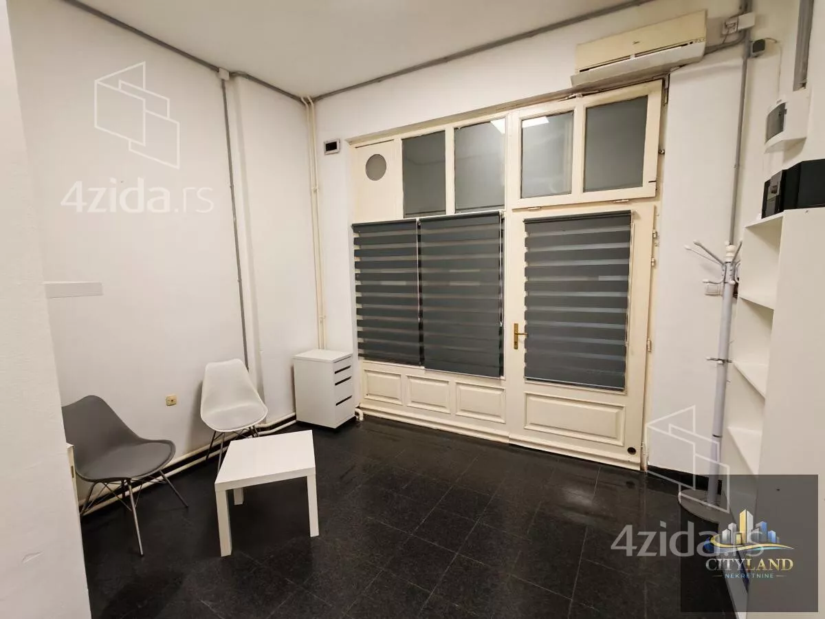 Lokal | 4zida