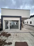 Lokal | 4zida