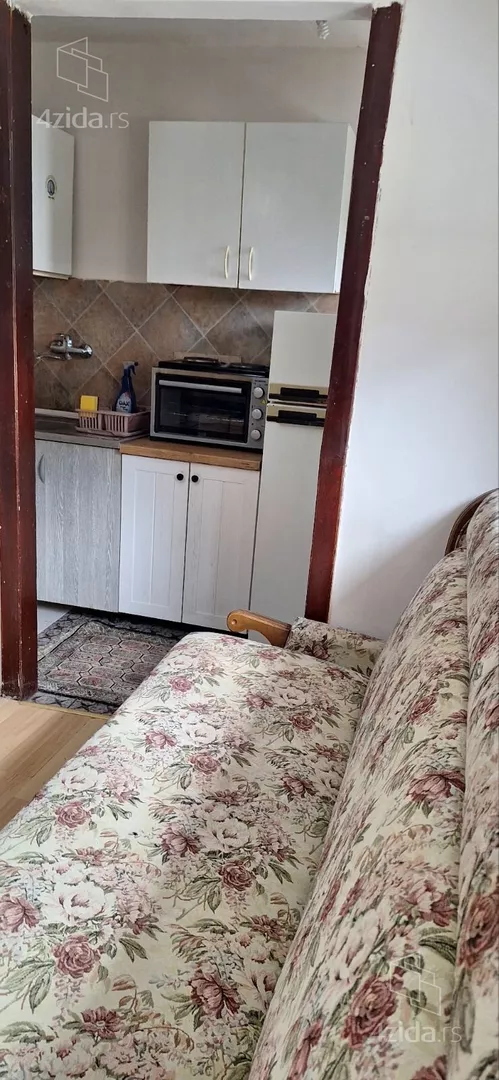 Garsonjera | 4zida