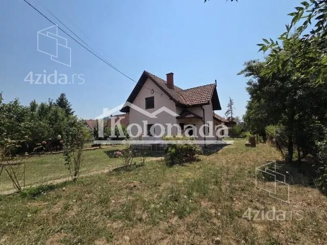 Kuća | 4zida