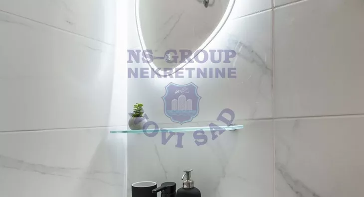 Sedmosoban stan | 4zida