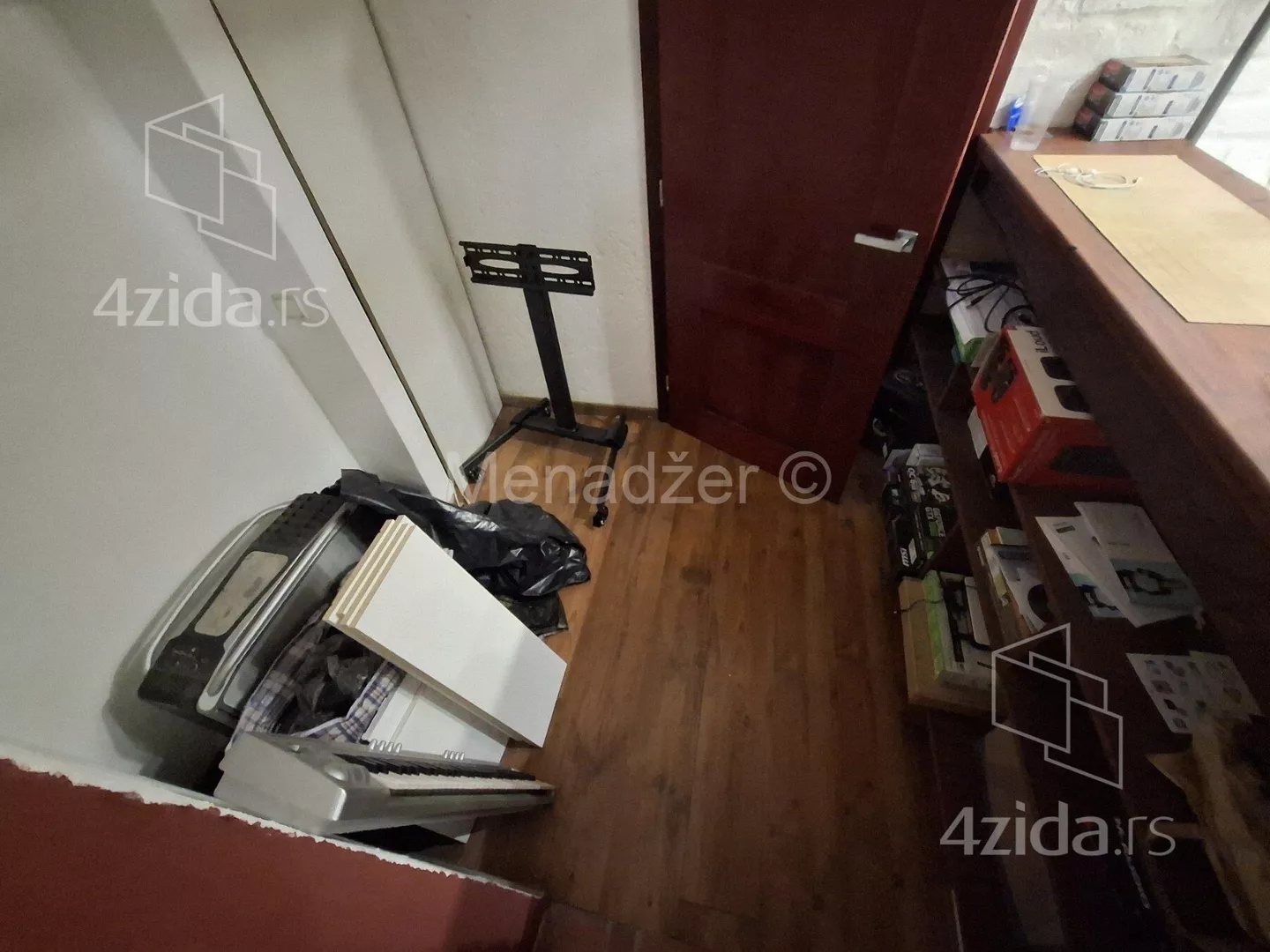Troiposoban stan | 4zida