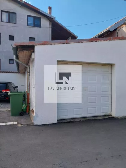 Veliki Mokri Lug | 4zida.rs