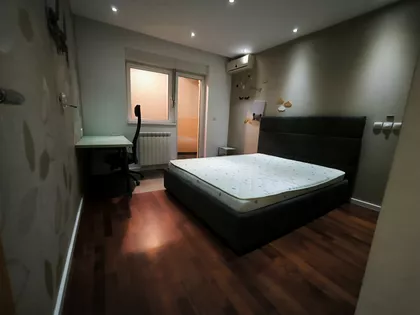 Južni Bulevar | 4zida.rs