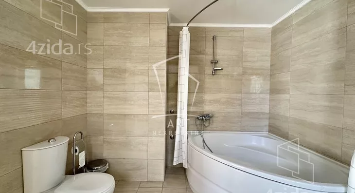 4-etažna kuća | 4zida