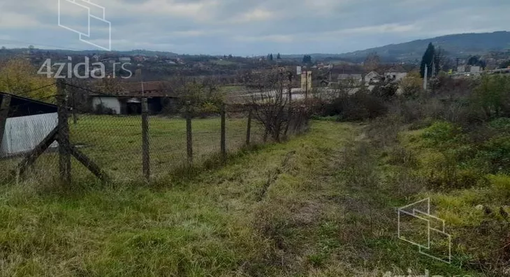 Poslovna zgrada | 4zida