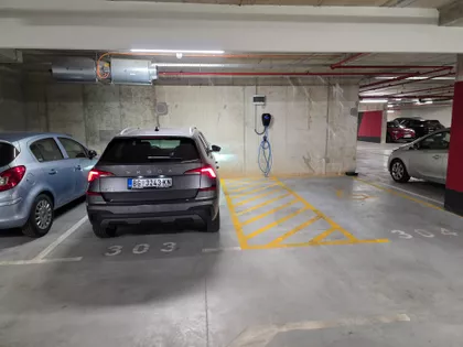 Luke Ćelovića Trebinjca 35 | 4zida.rs