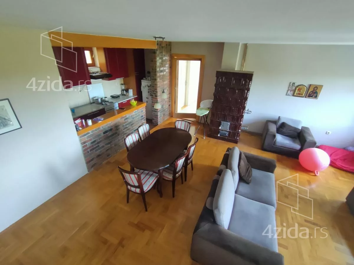 Kuća | 4zida