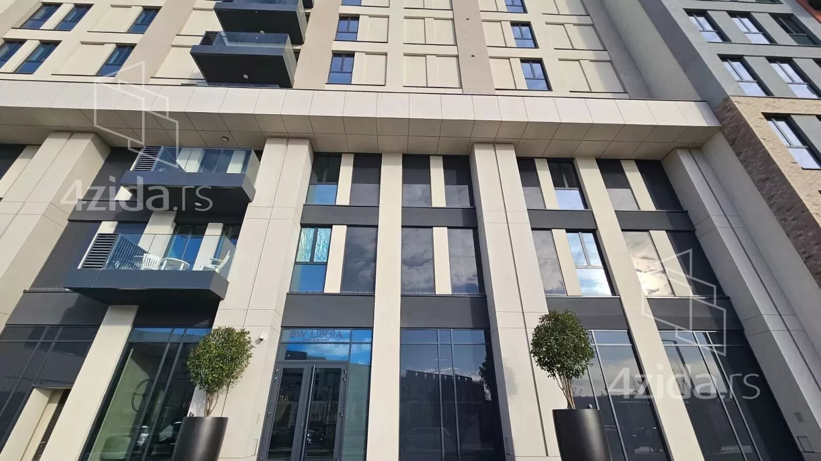 Četvorosoban stan | 4zida