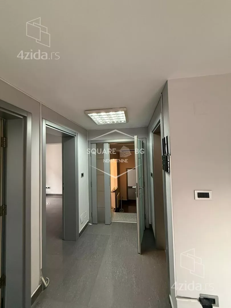 Šestosoban stan | 4zida