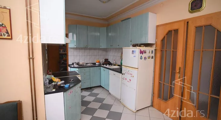 3-etažna kuća | 4zida