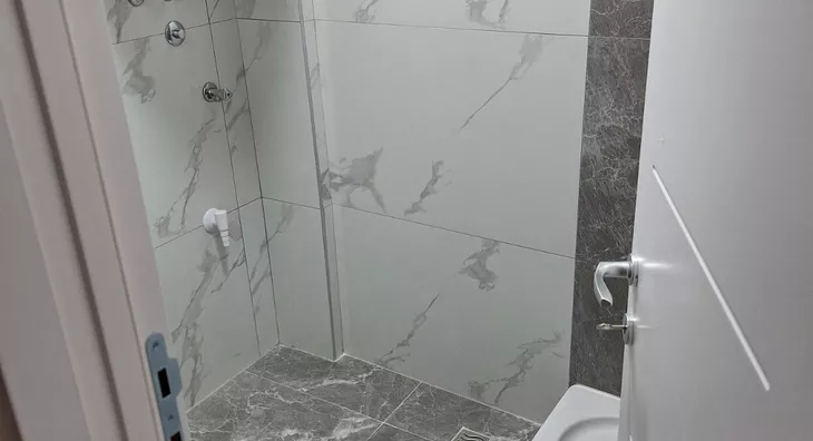 Šestosoban stan | 4zida