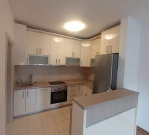 Cara Dušana, Adamovićevo Naselje, Gradske lokacije, Novi Sad, 4.0 stan | 4zida.rs