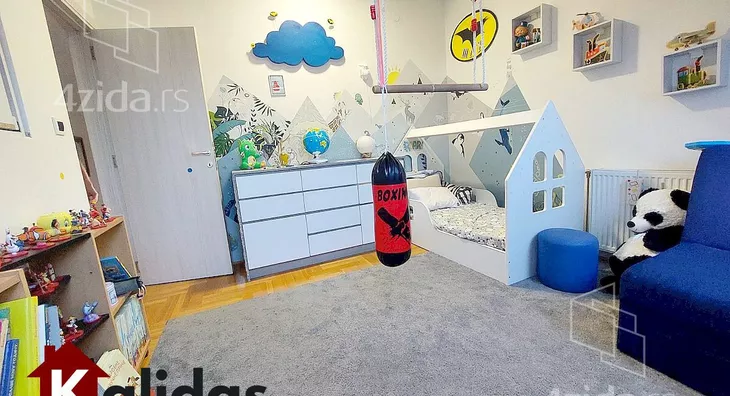 Četvorosoban stan | 4zida