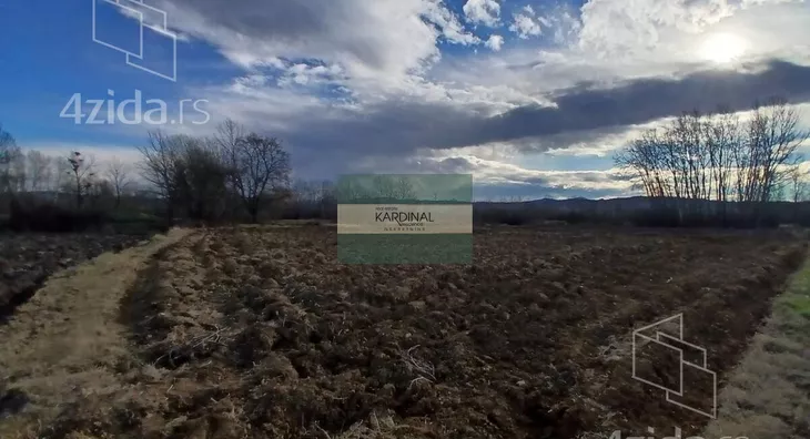 Poljoprivredno zemljište | 4zida