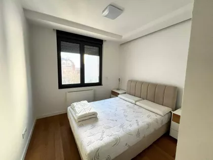 Crveni Krst Vračar | 4zida.rs