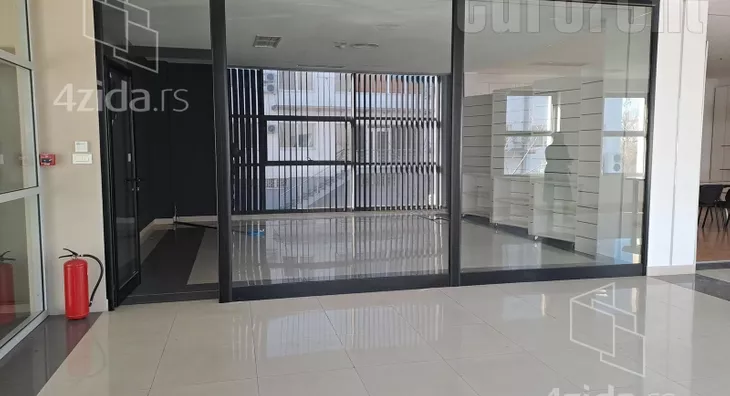 Poslovni prostor | 4zida