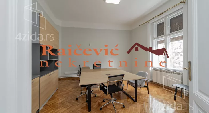 Devetosoban stan | 4zida