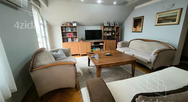 3-etažna kuća | 4zida