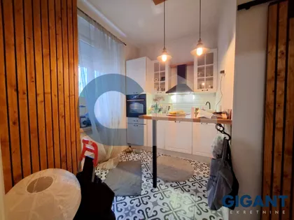 Komnen Barjaktara | 4zida.rs