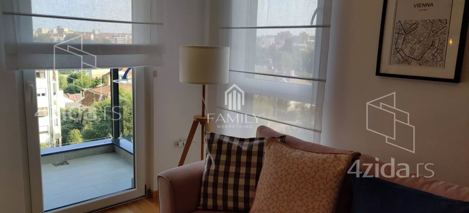 Jednoiposoban stan | 4zida