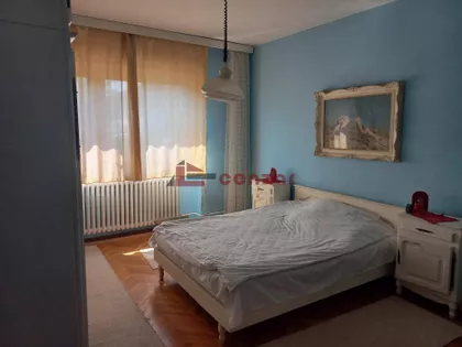 Mali Radanovac | 4zida.rs