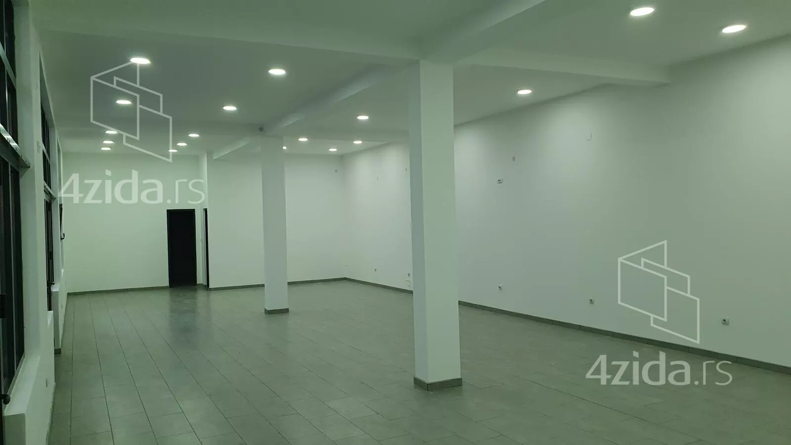Poslovni prostor | 4zida