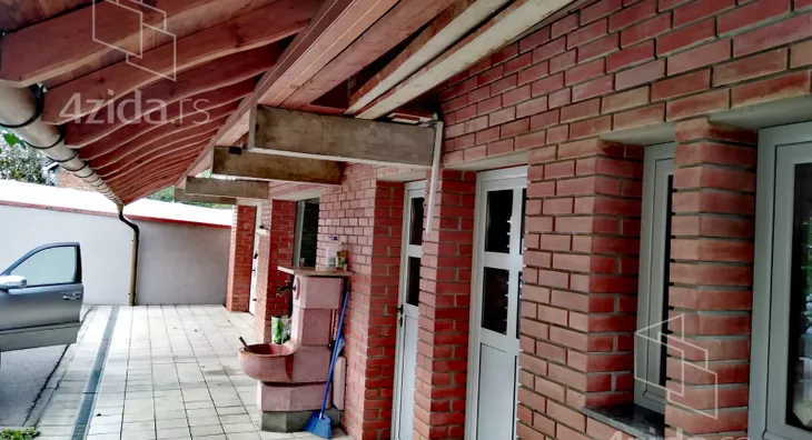 4-etažna kuća | 4zida