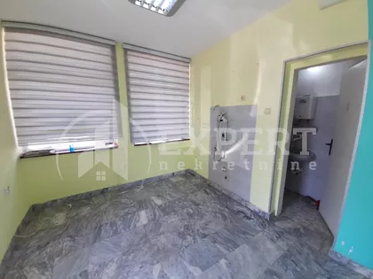 Ruža | 4zida.rs
