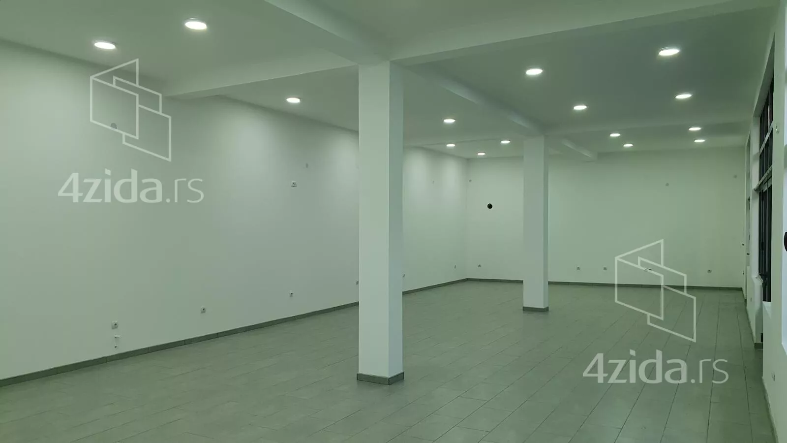Poslovni prostor | 4zida