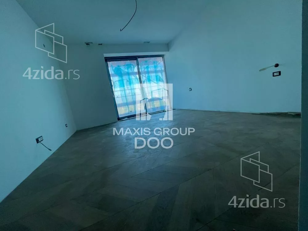 Četvoroiposoban stan | 4zida